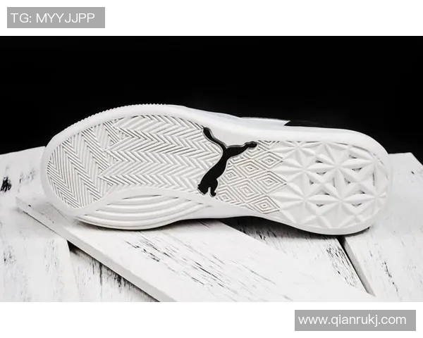 球星专属足球裤设计与功能分析 探讨品牌与科技如何提升运动表现 球星专属足球裤设计与功能分析 探讨品牌与科技如何提升运动表现